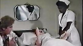 Booby Jerks Dick Then получает свою бритую киску