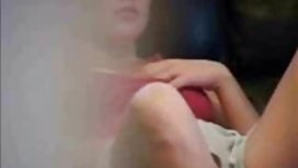Японская Cutie любит кончить в ее киску